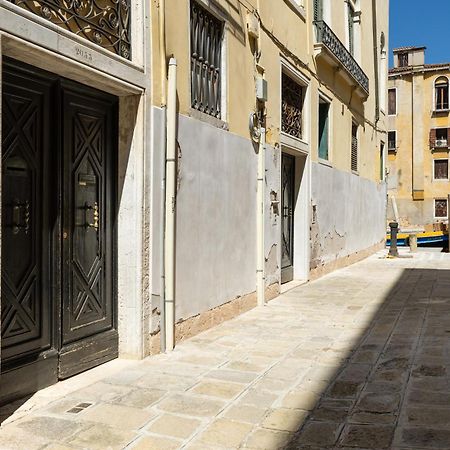 San Marco Canal View By Bricola Apartments Venice Exterior photo