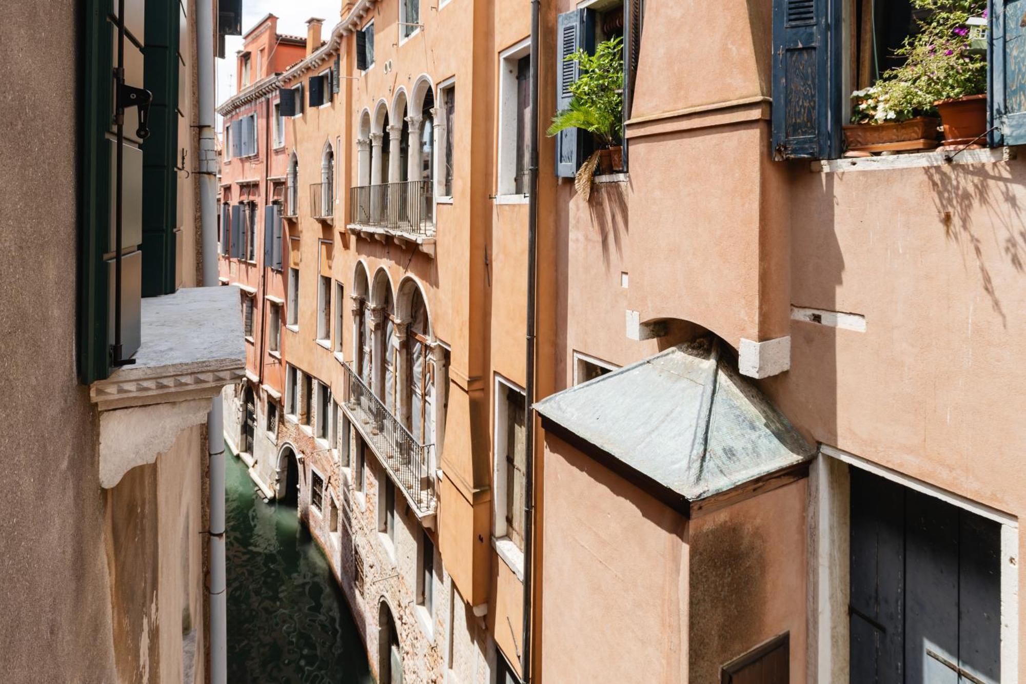 San Marco Canal View By Bricola Apartments Venice Exterior photo